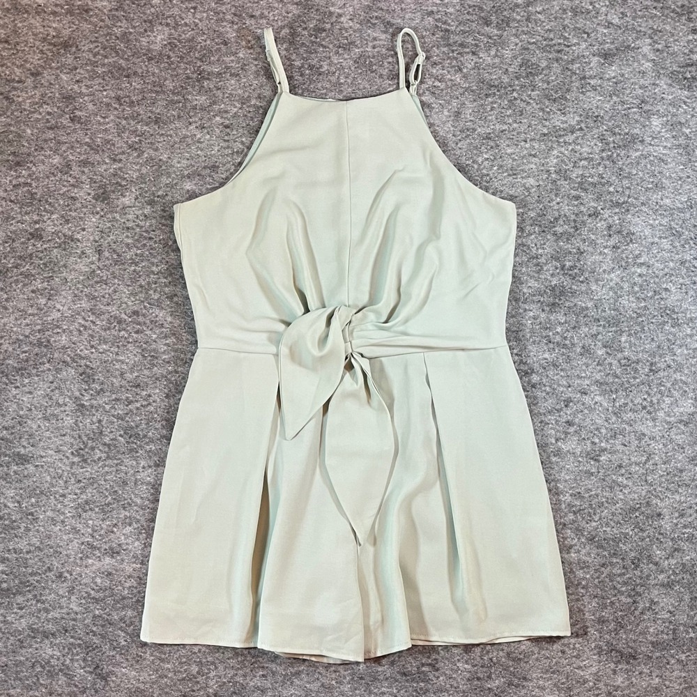 She + Sky Romper Womens Medium Sage Green Tie Front Preppy Romantic Boho Shorts - Picture 2 of 11